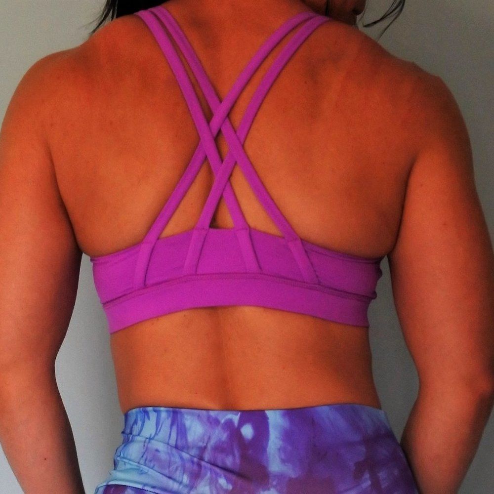 Essential Sports Bra - Picture 2 of 4
